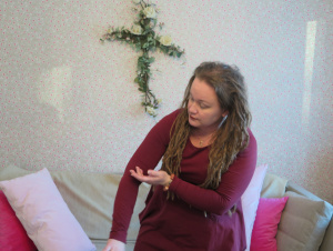 Tuokiota vetämässä Asta Lehtimäki, Tanssi-liiketerapeutti 
