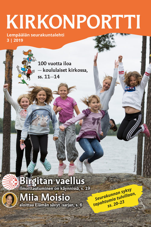 Kirkonportti-tiedotuslehden kansi. Kuvana ilmaan hyppäävät tyttöleiriläiset.